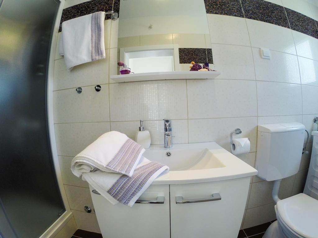 Apartments House Durdica Bol Pokój zdjęcie