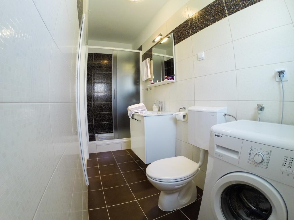 Apartments House Durdica Bol Pokój zdjęcie