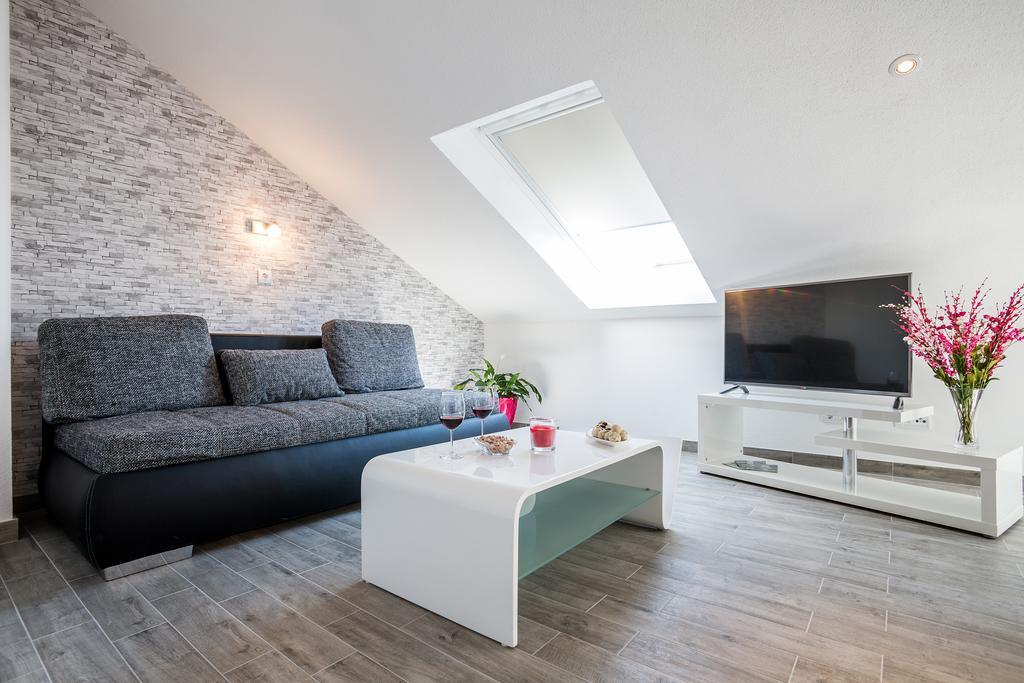 Apartments House Durdica Bol Pokój zdjęcie